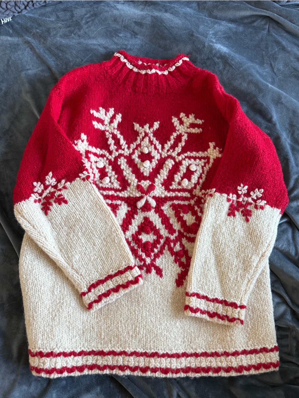Vintage Express Women’s Red and Cream Snowflake Knit Sweater 100% wool Medium